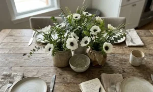 Space-Saving Meadows: Minimalist Layouts for Small Tables